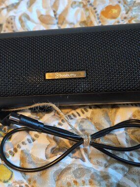 BOLABUTTY C27-C Bluetooth Portable Speaker w/ LED Lights NEARLY NEW!